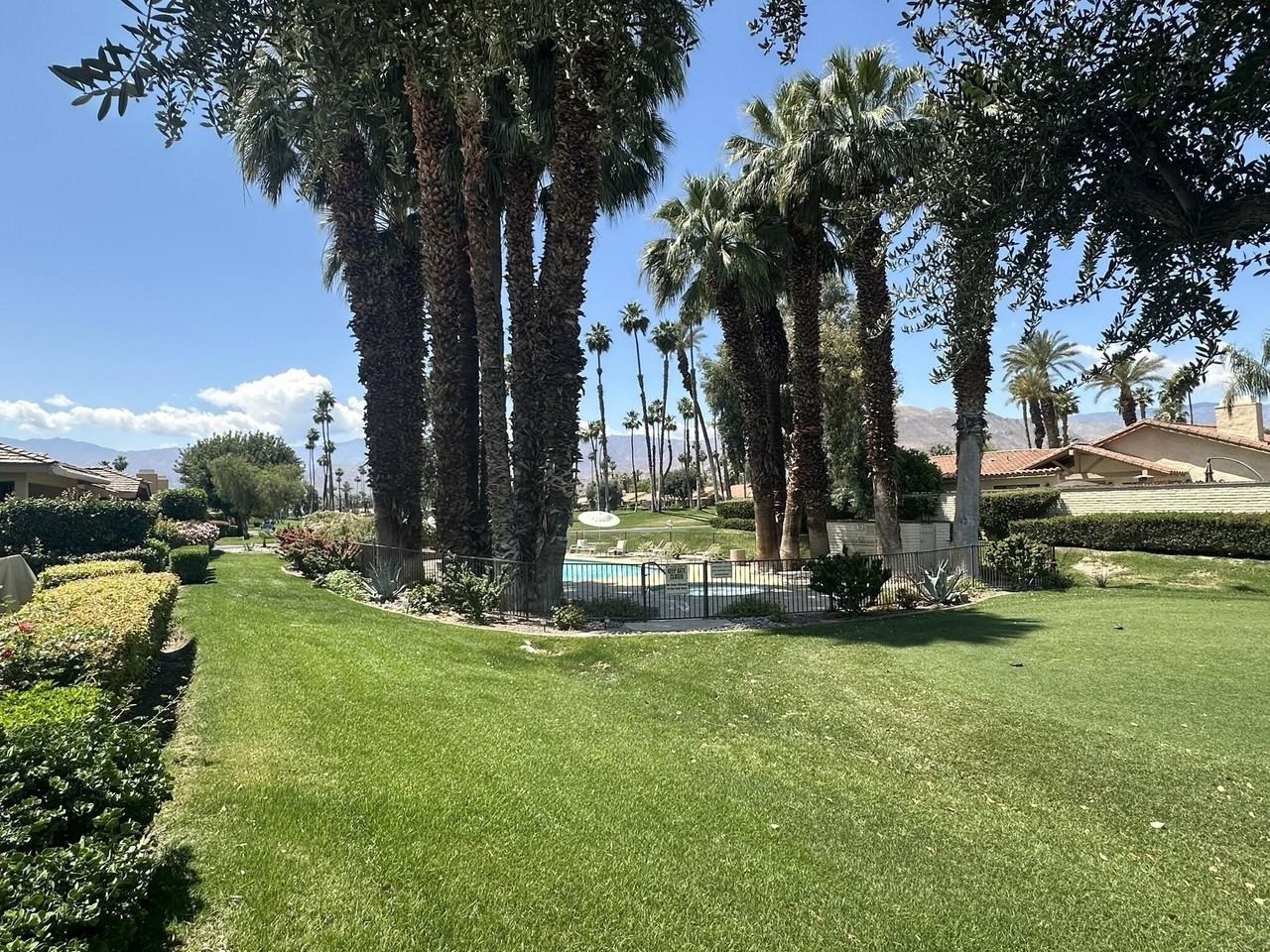 347 Gran Via - Photo 4 of 16