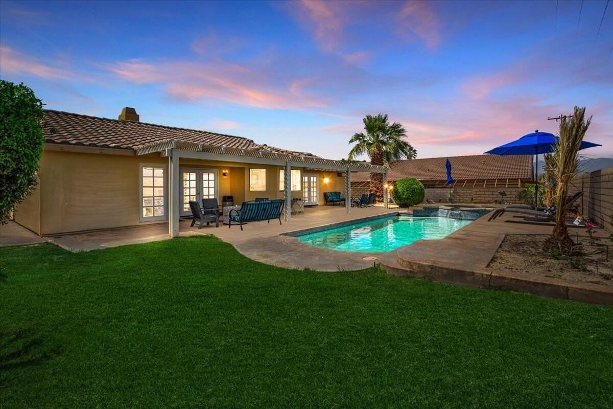 41740 Jamaica Sands Drive - Photo 2 of 35