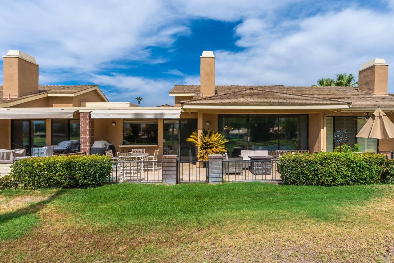 191 Madrid Ave - Photo 3 of 18