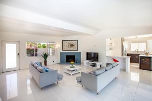 featured image of 2007 E Andreas Rd