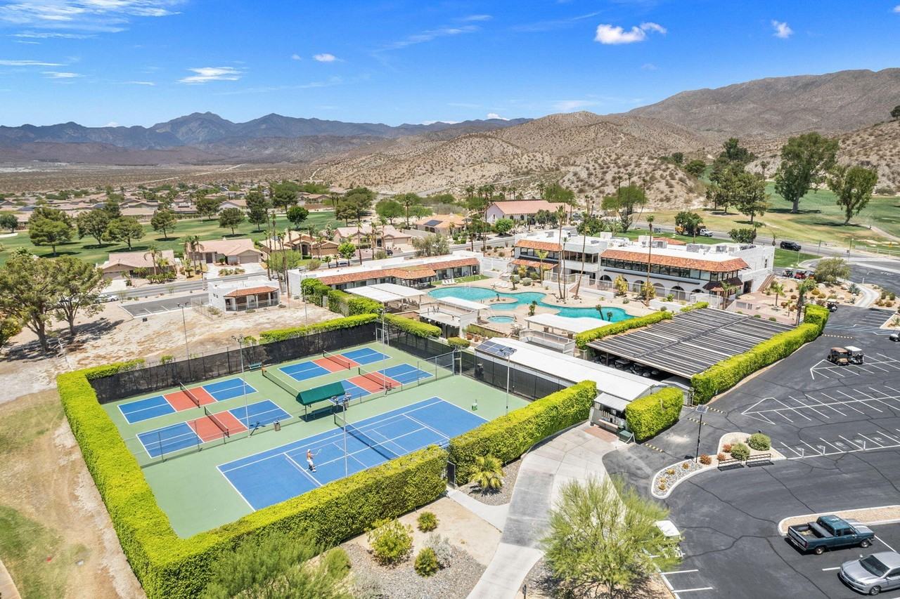 9735 Hoylake Road - Photo 7 of 45