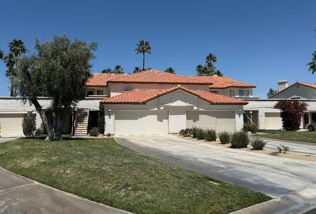 688 Vista Lago Cir N - Photo 2 of 38