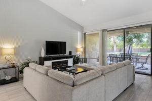 featured image of 5 Majorca Dr