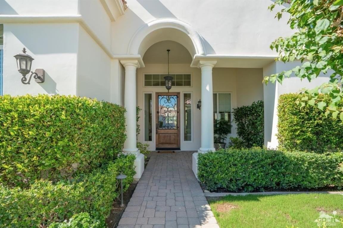 51237 Marbella Ct - Photo 5 of 34