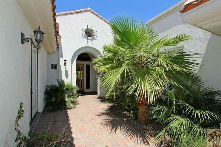 51141 Marbella Ct - Photo 4 of 25