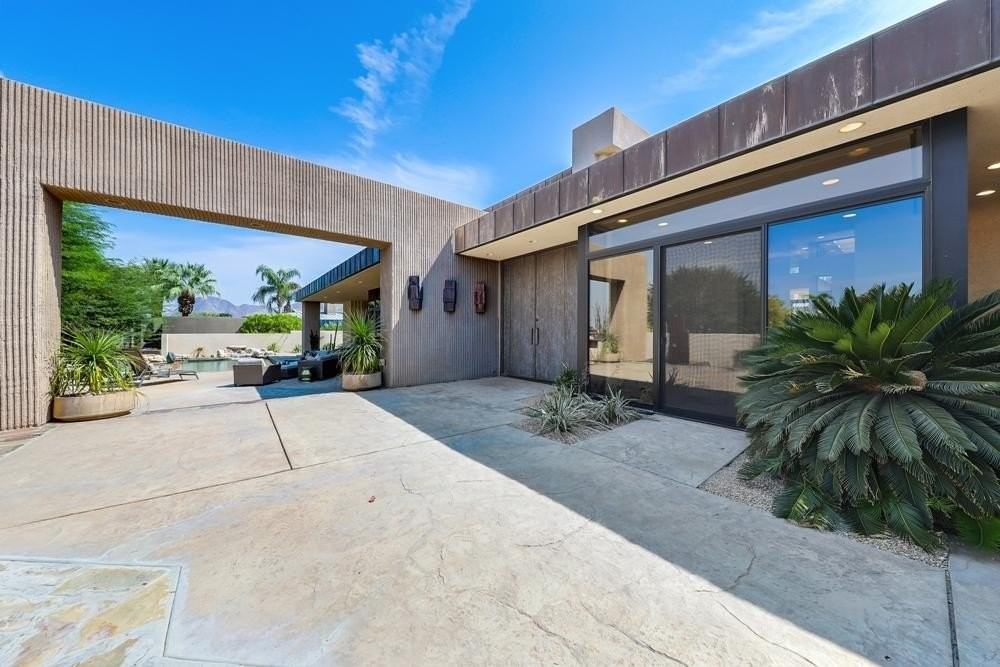 73115 Crosby Ln - Photo 6 of 50