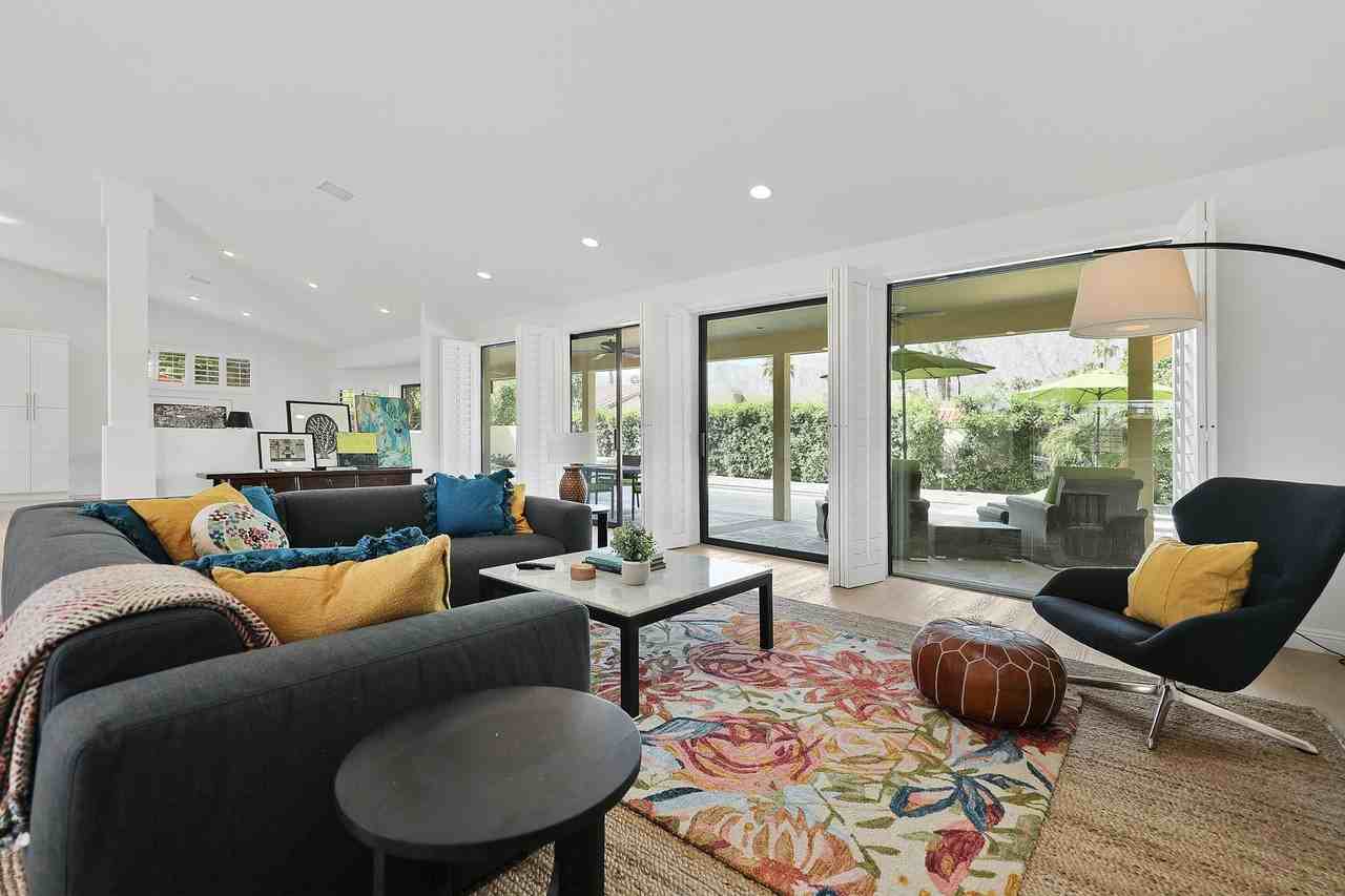 48721 Santa Ursula Street - Photo 4 of 42