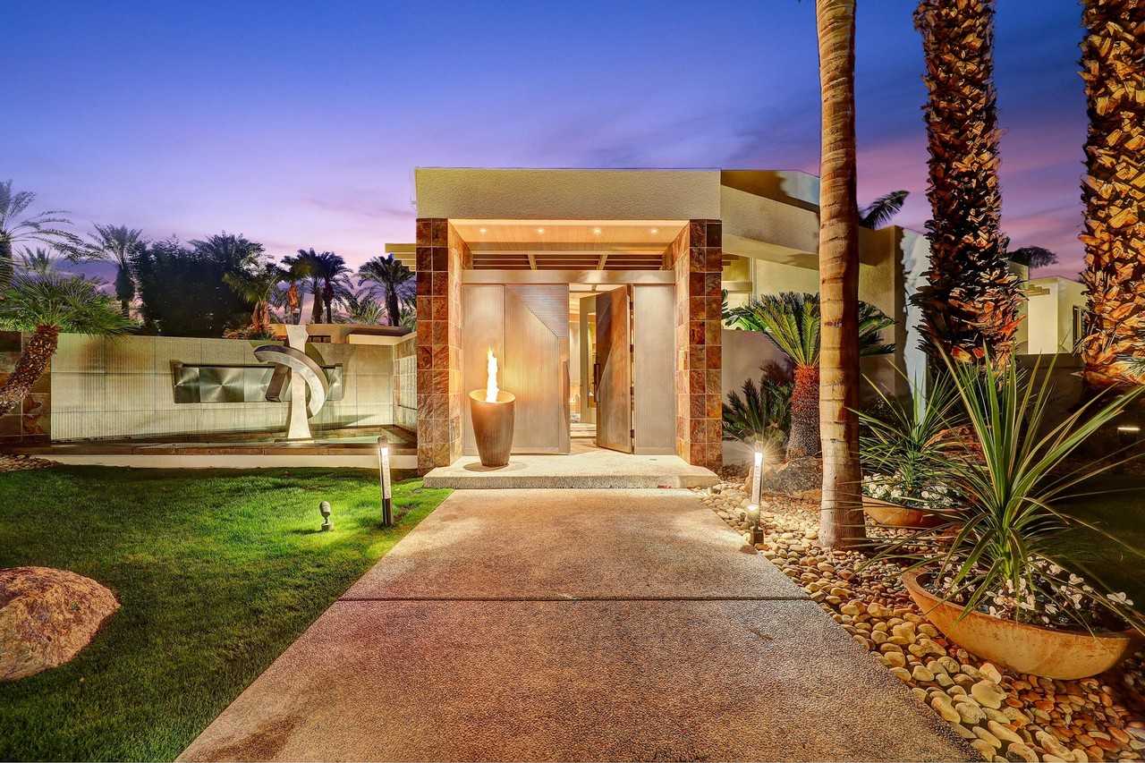 75132 Pepperwood Dr - Photo 3 of 33