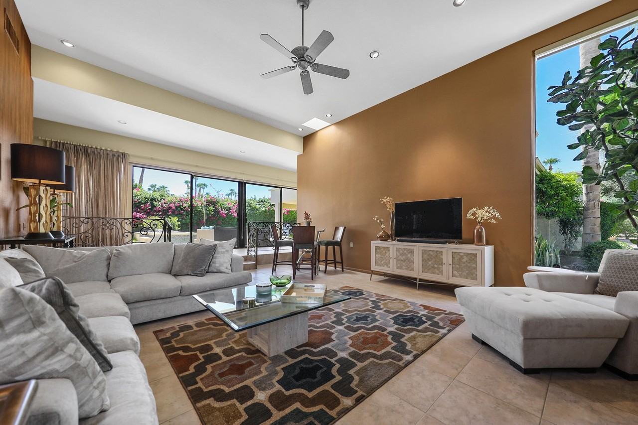 45550 Navajo Rd - Photo 5 of 35