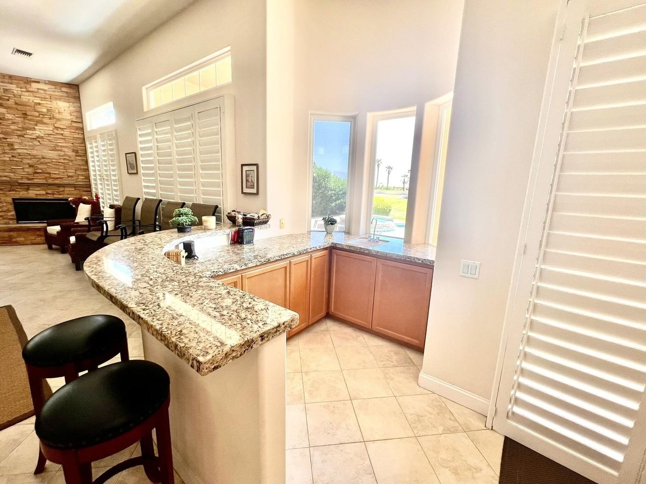 18 Via Bella - Photo 7 of 15