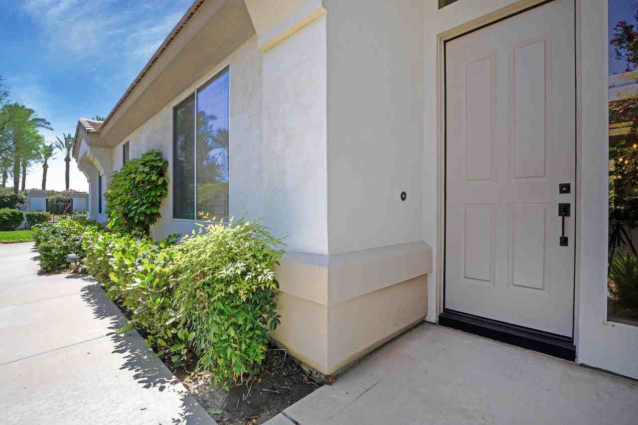 371 Indian Ridge Dr - Photo 4 of 32