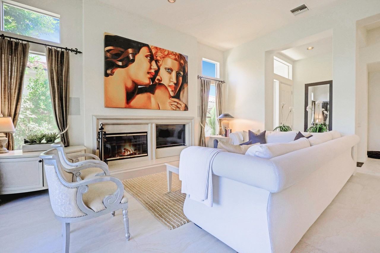 371 Indian Ridge Dr - Photo 7 of 32