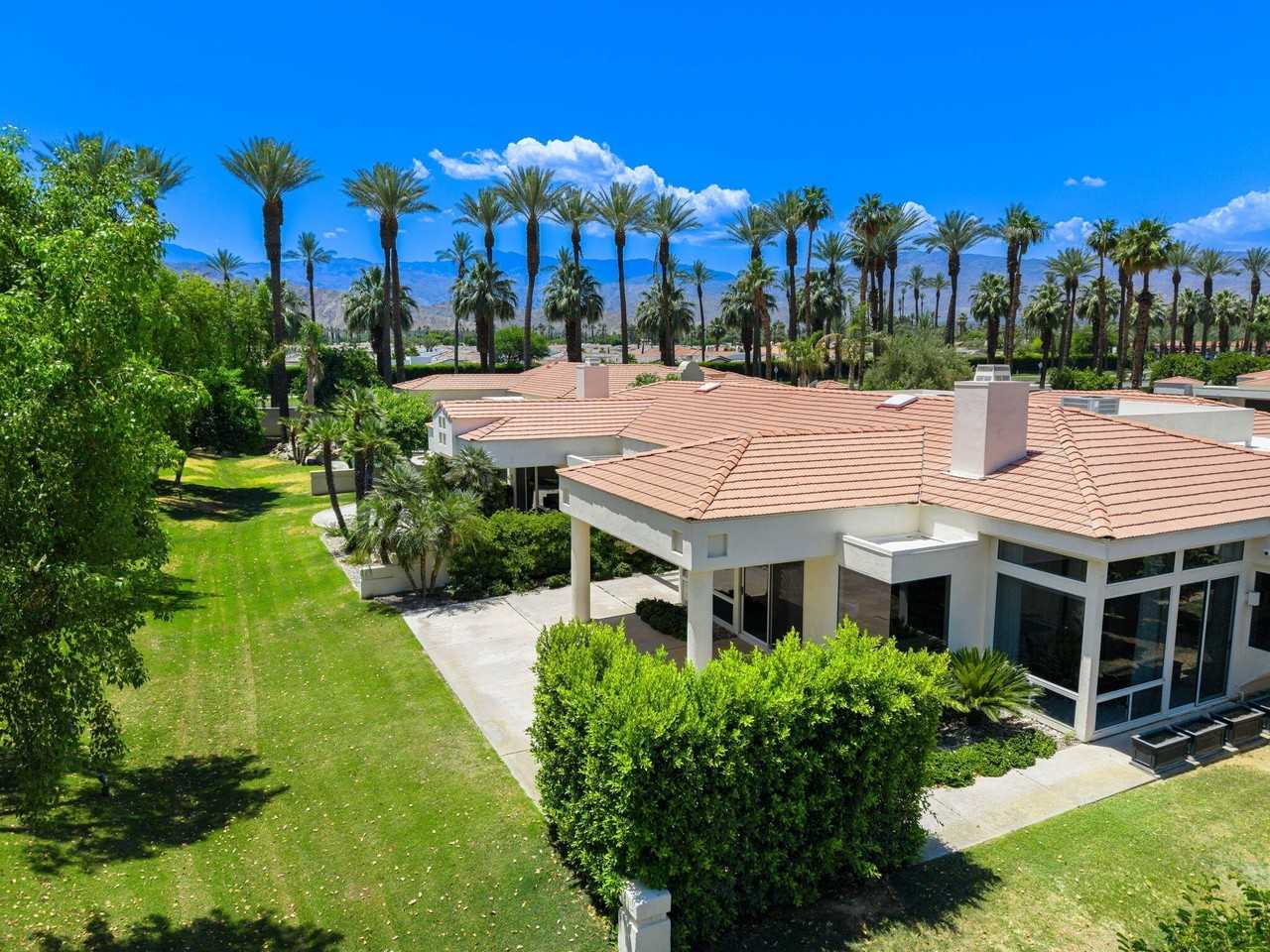 44970 Olympic Ct - Photo 3 of 36