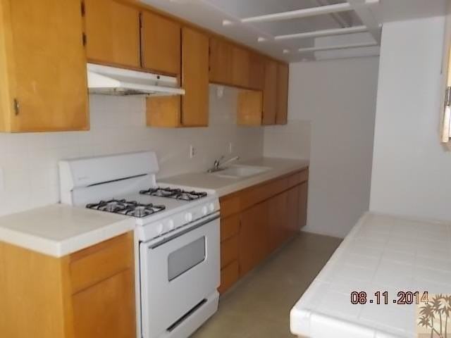11522 Mesquite Ave Apt 2 #2 - Photo 2 of 6