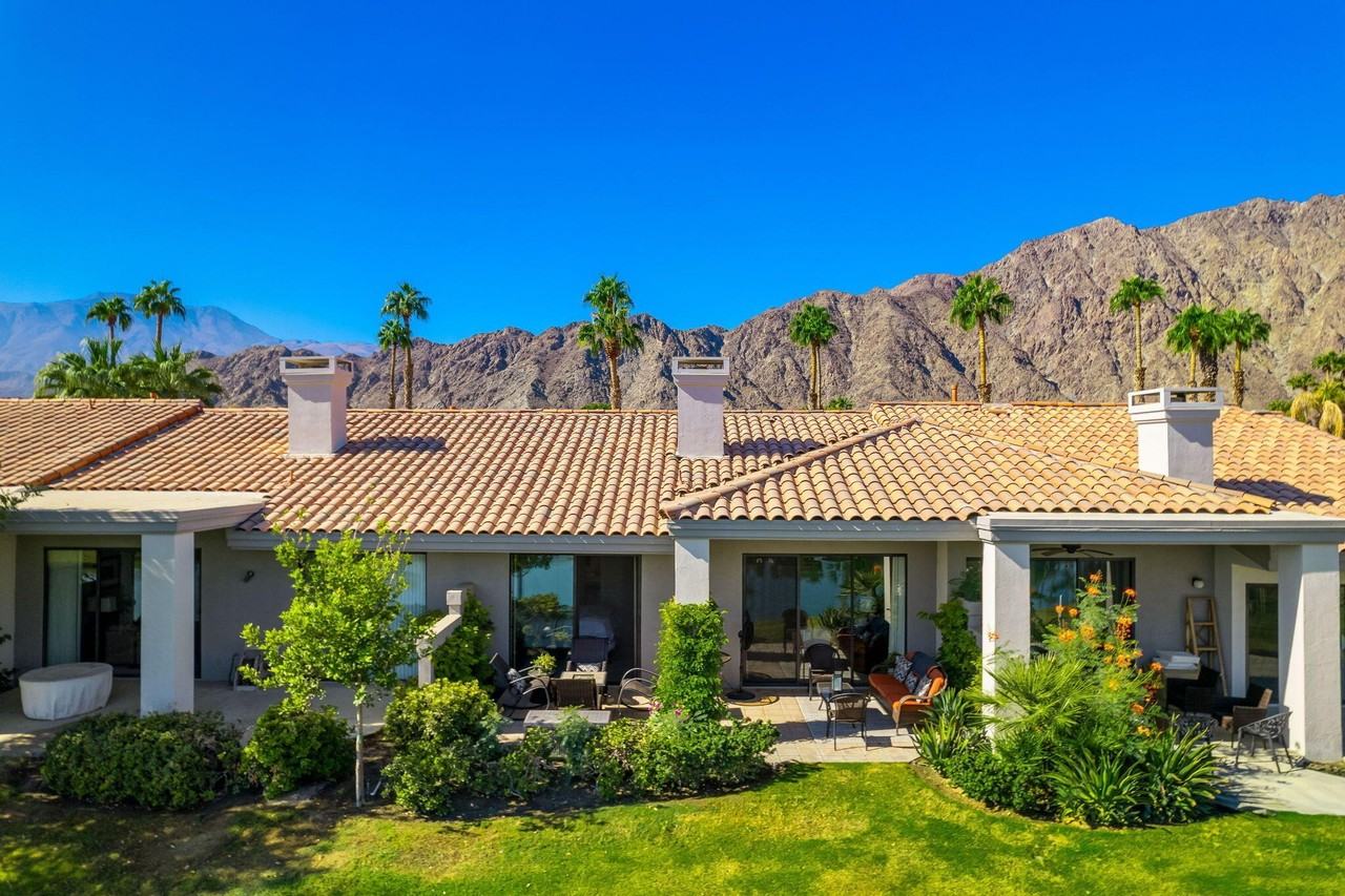 54492 Shoal Crk - Photo 6 of 48