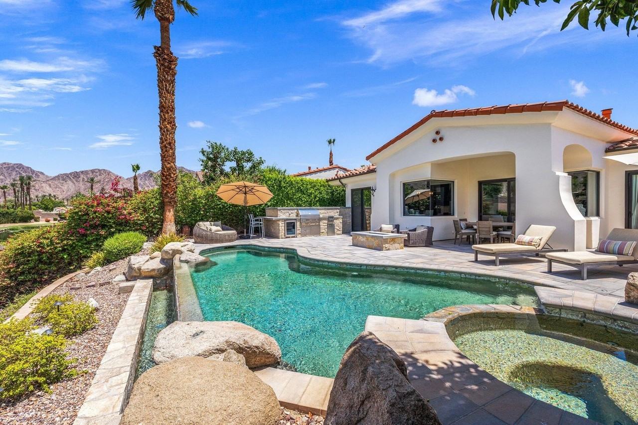 77745 Concha Ct - Photo 3 of 47