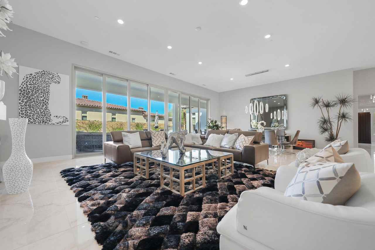 81695 Thunder Gulch Way - Photo 4 of 50