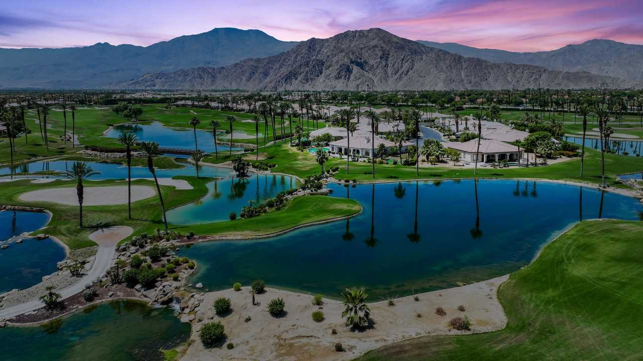 80283 Via Tesoro - Photo 2 of 24