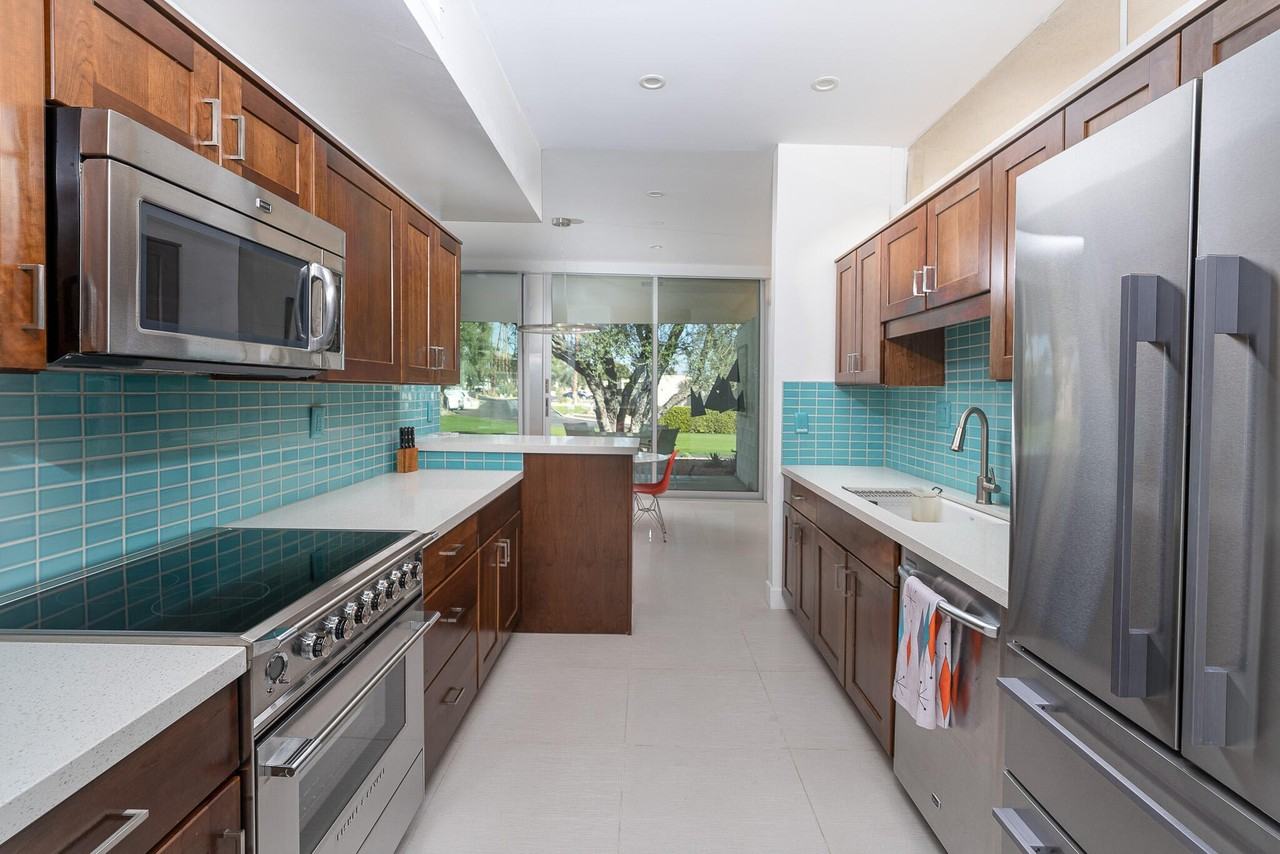 24 Desert Lakes Dr - Photo 6 of 50