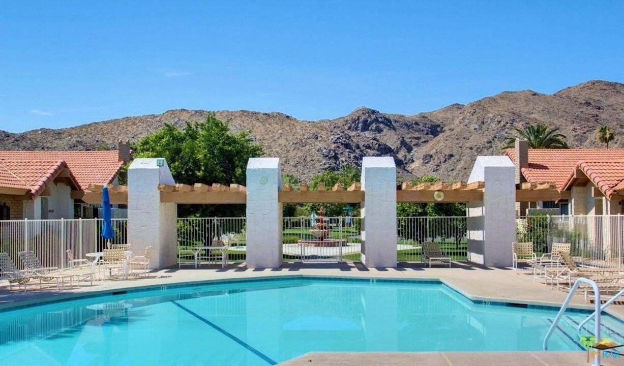 2350 Miramonte Cir E Unit E #E - Photo 4 of 35