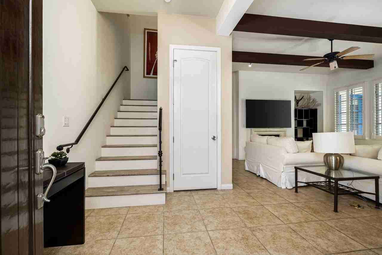 48416 Legacy Dr - Photo 2 of 34