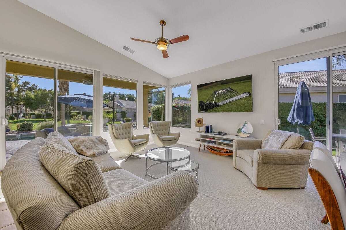 67361 N Laguna Dr - Photo 7 of 50