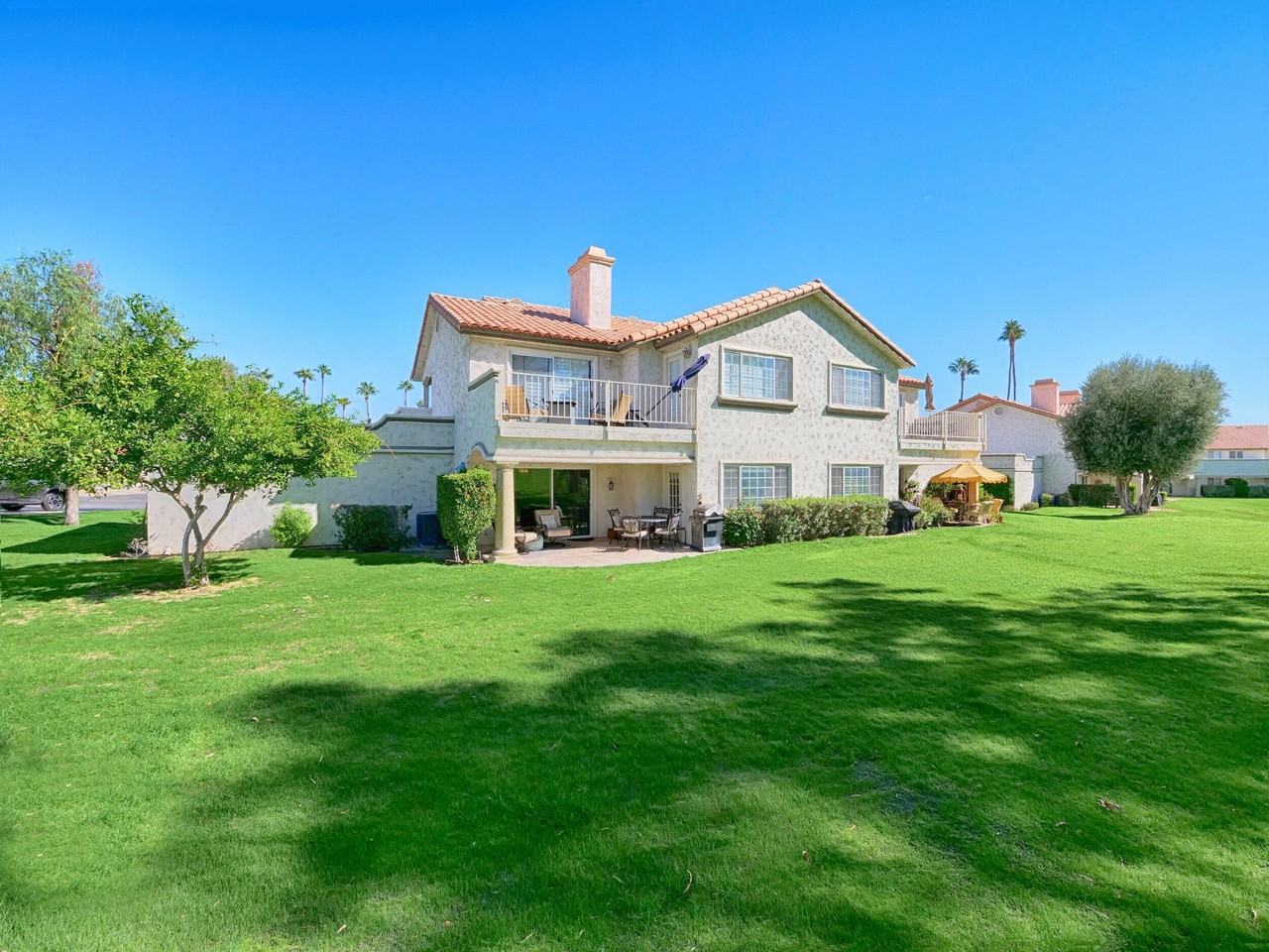 127 Villa Court - Photo 3 of 39