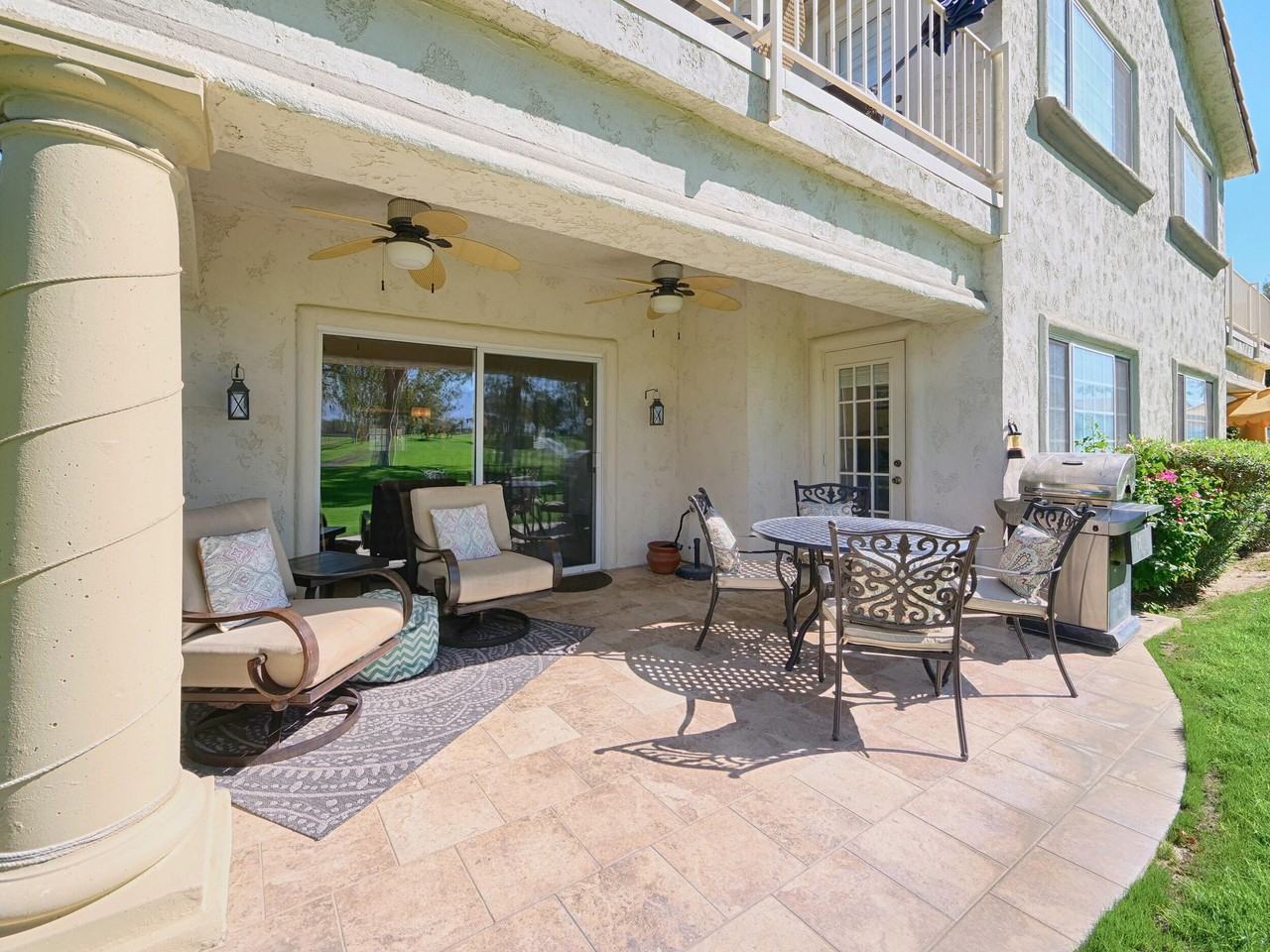 127 Villa Court - Photo 5 of 39