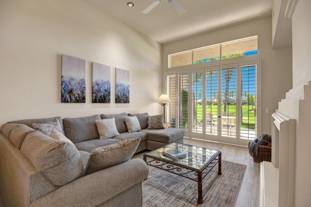 685 Box Canyon Trl - Photo 3 of 21