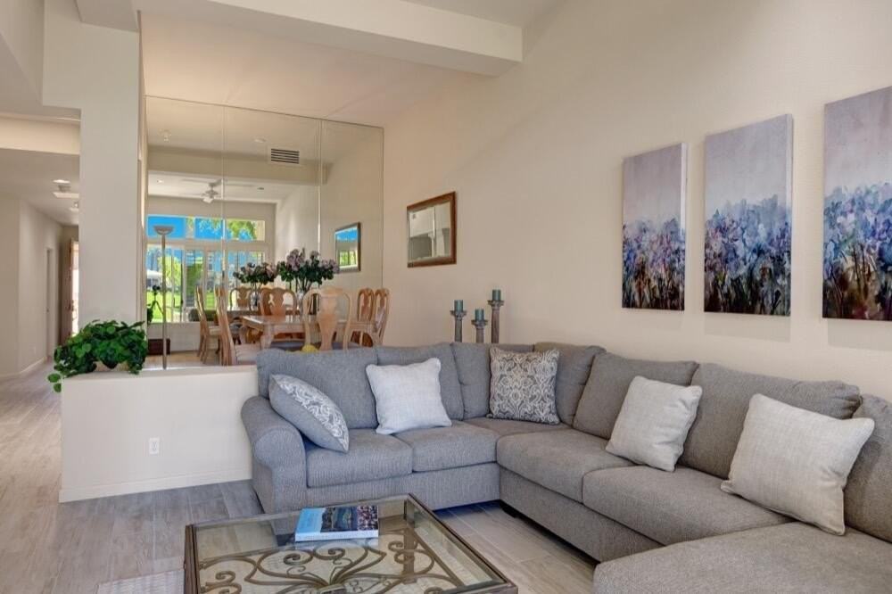 685 Box Canyon Trl - Photo 4 of 21