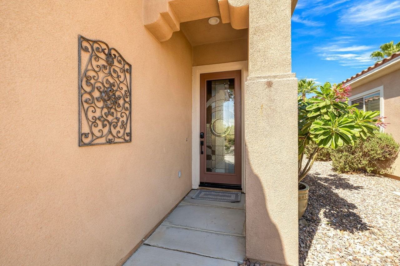 41325 Calle Servando - Photo 5 of 48