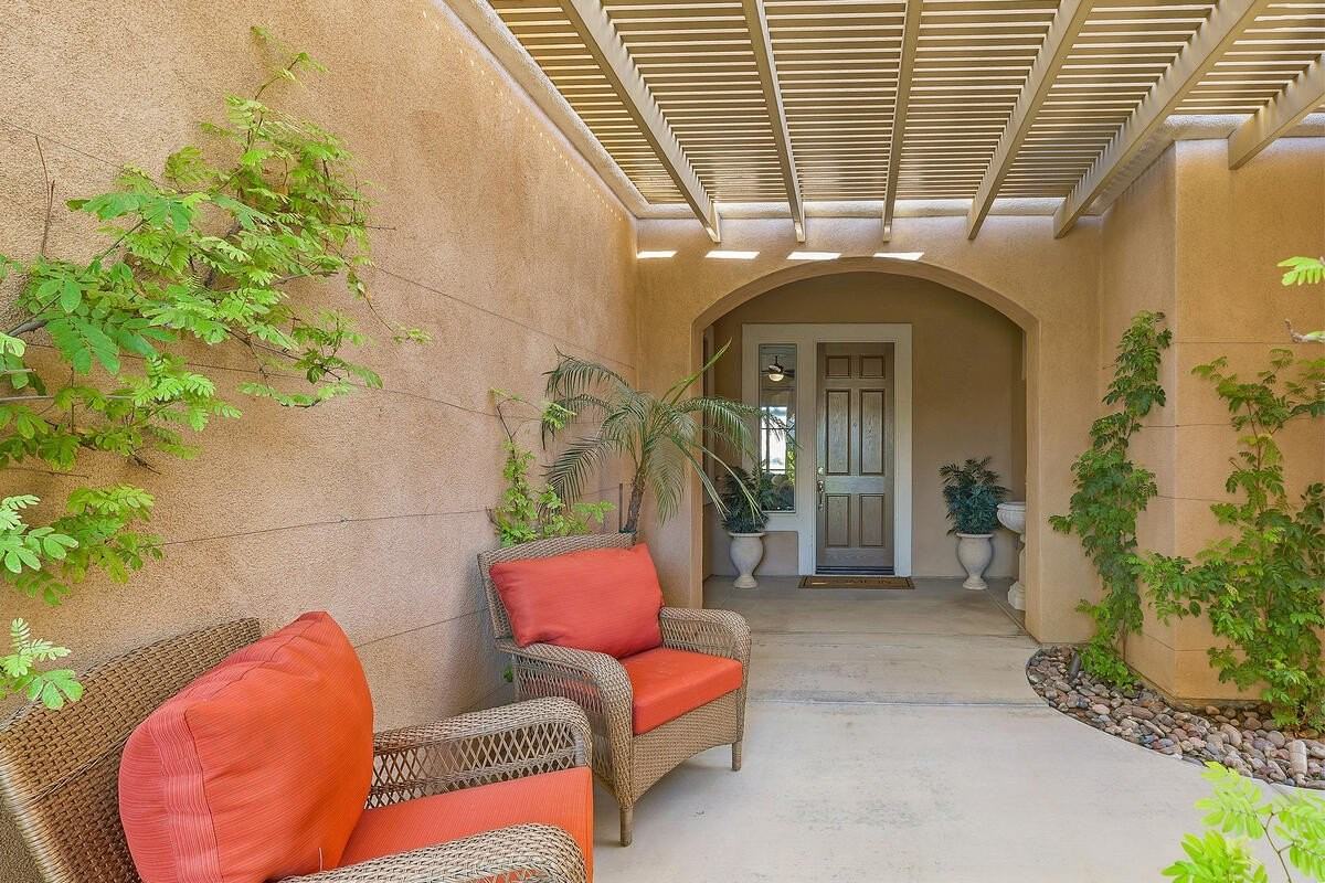 81126 Avenida Lorena - Photo 3 of 50