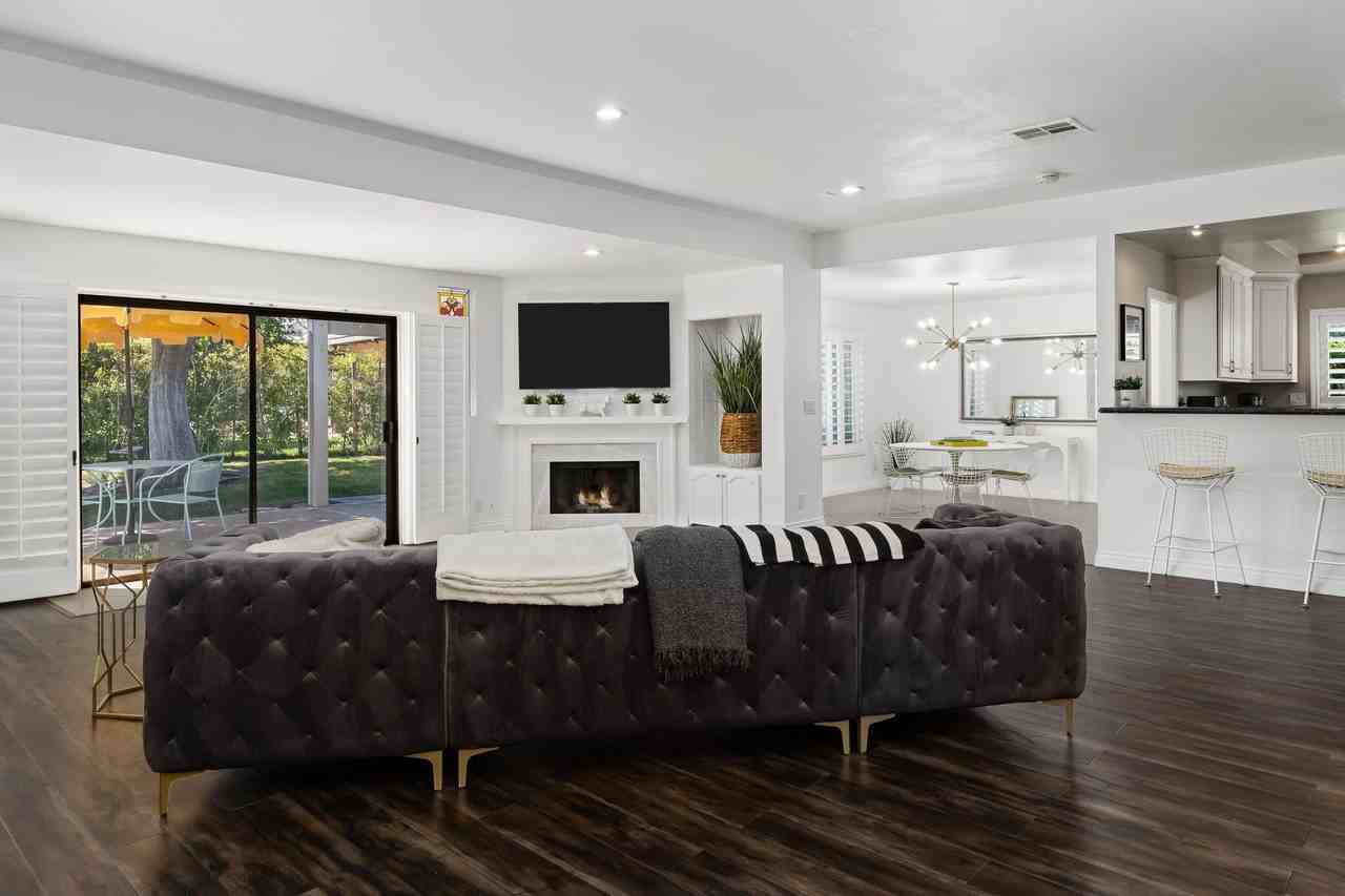 78483 Calle Huerta - Photo 5 of 25