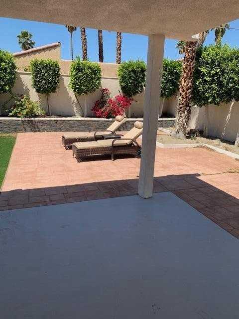 27695 Hombria Dr - Photo 5 of 22