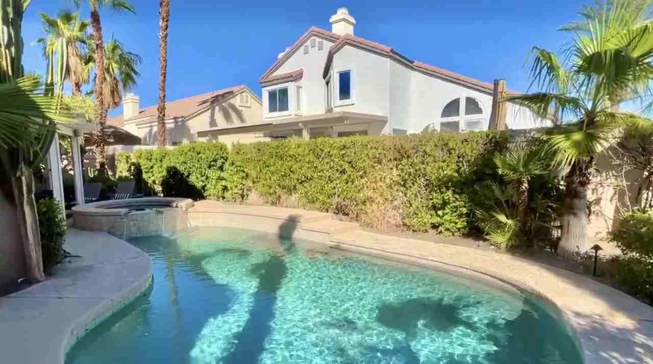 45540 Desert Fox Drive - Photo 4 of 45