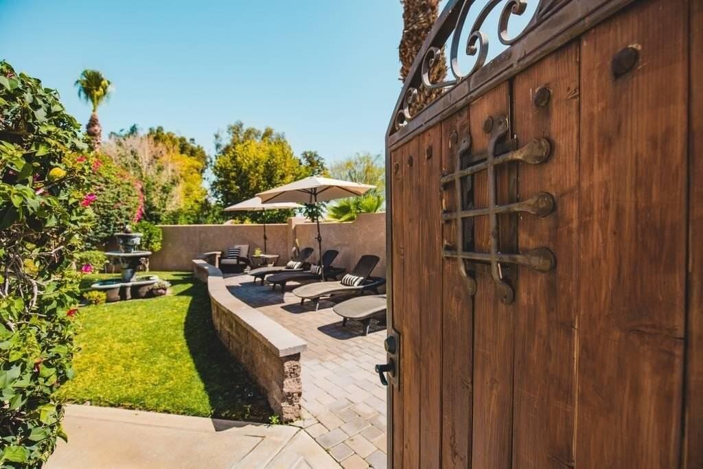 45540 Desert Fox Drive - Photo 7 of 45