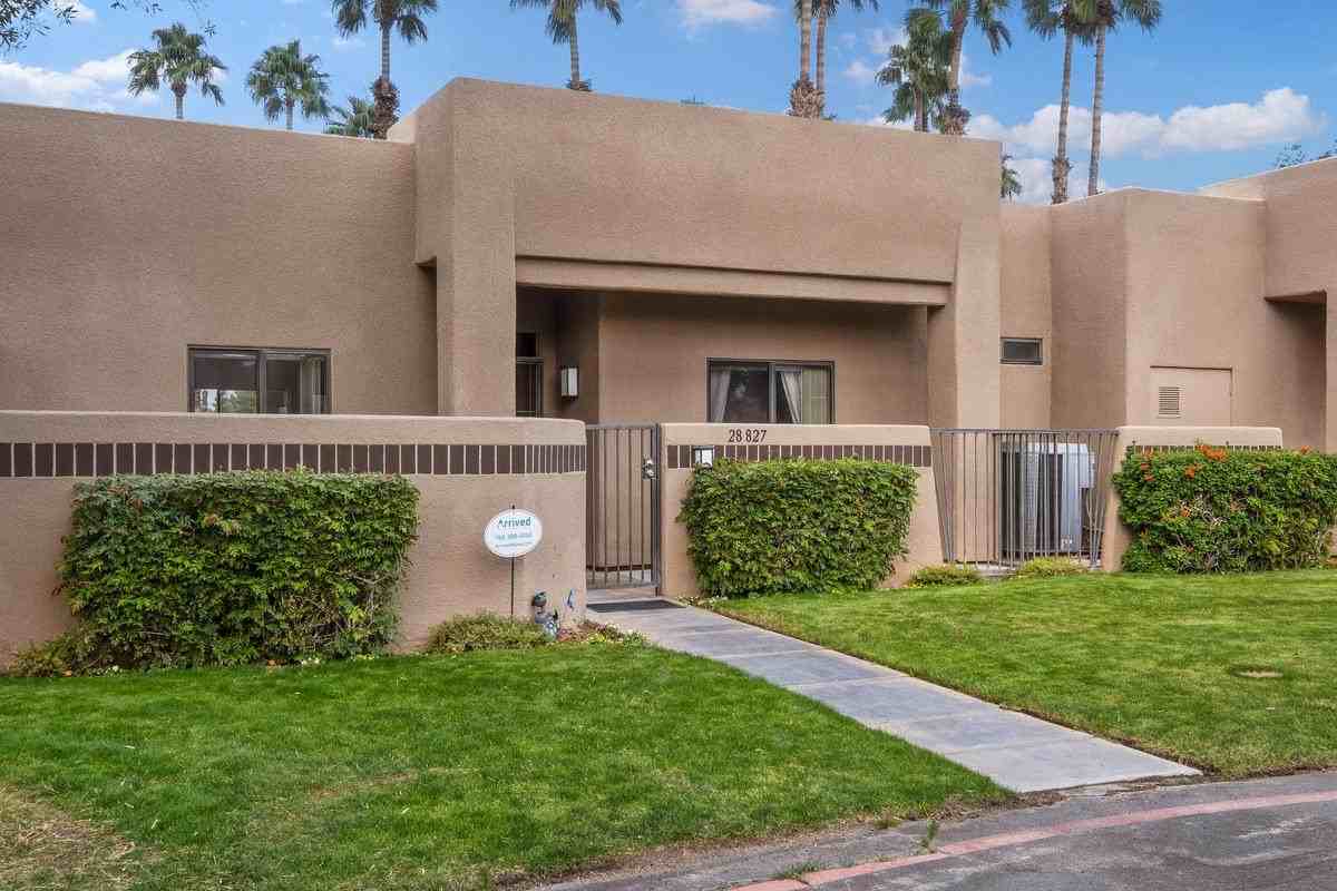 28827 Isleta Ct - Photo 4 of 39