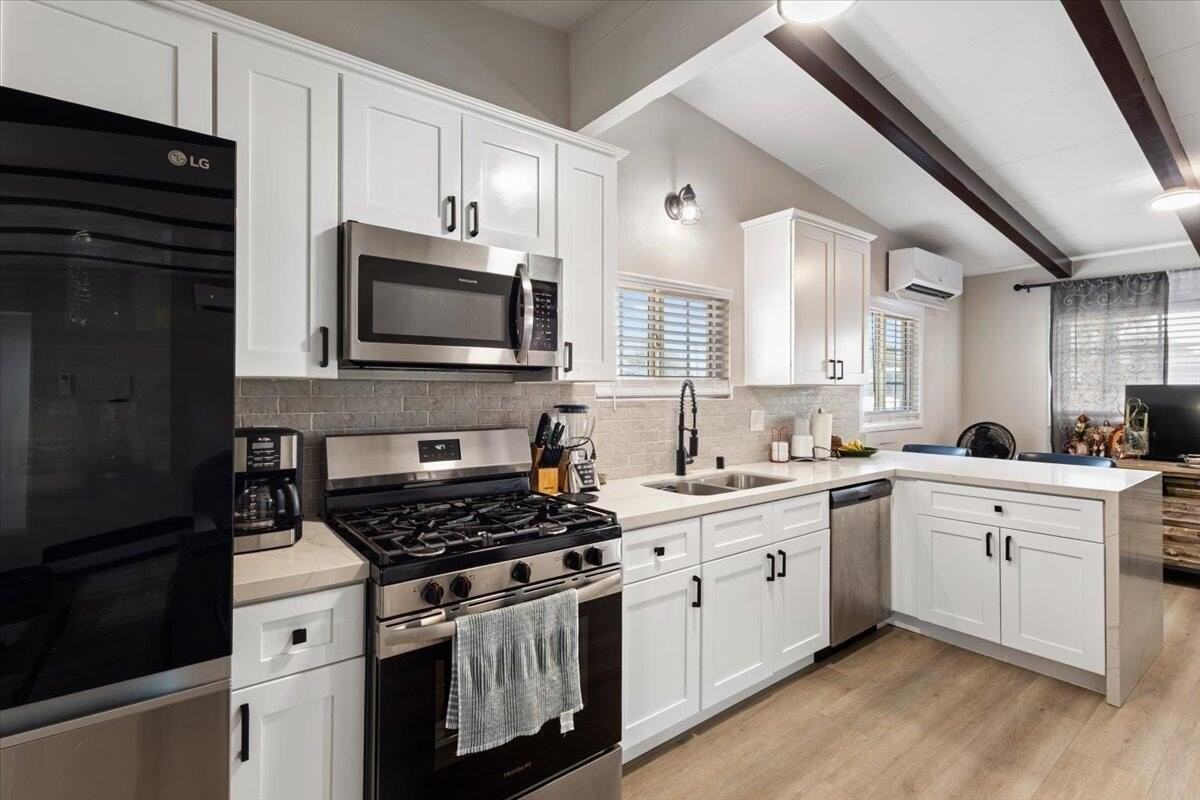 16152 Via Corto E - Photo 3 of 17