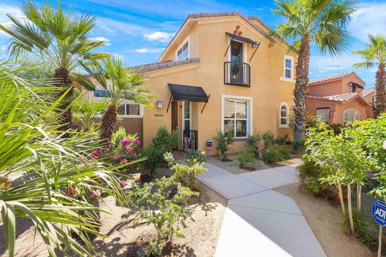 52050 Rosewood Ln - Photo 2 of 50