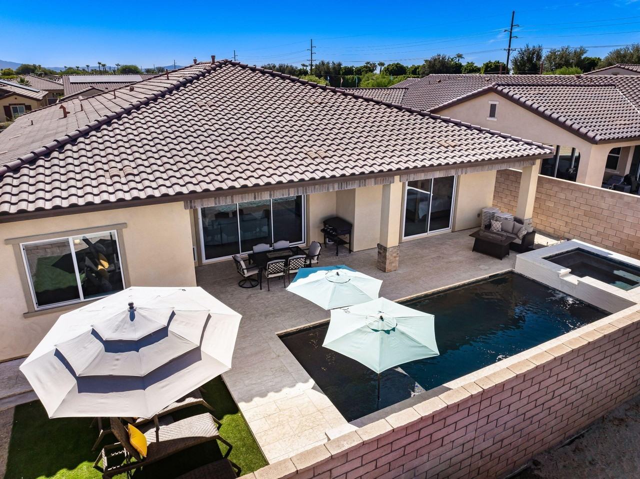 51911 Marquis Lane - Photo 2 of 36