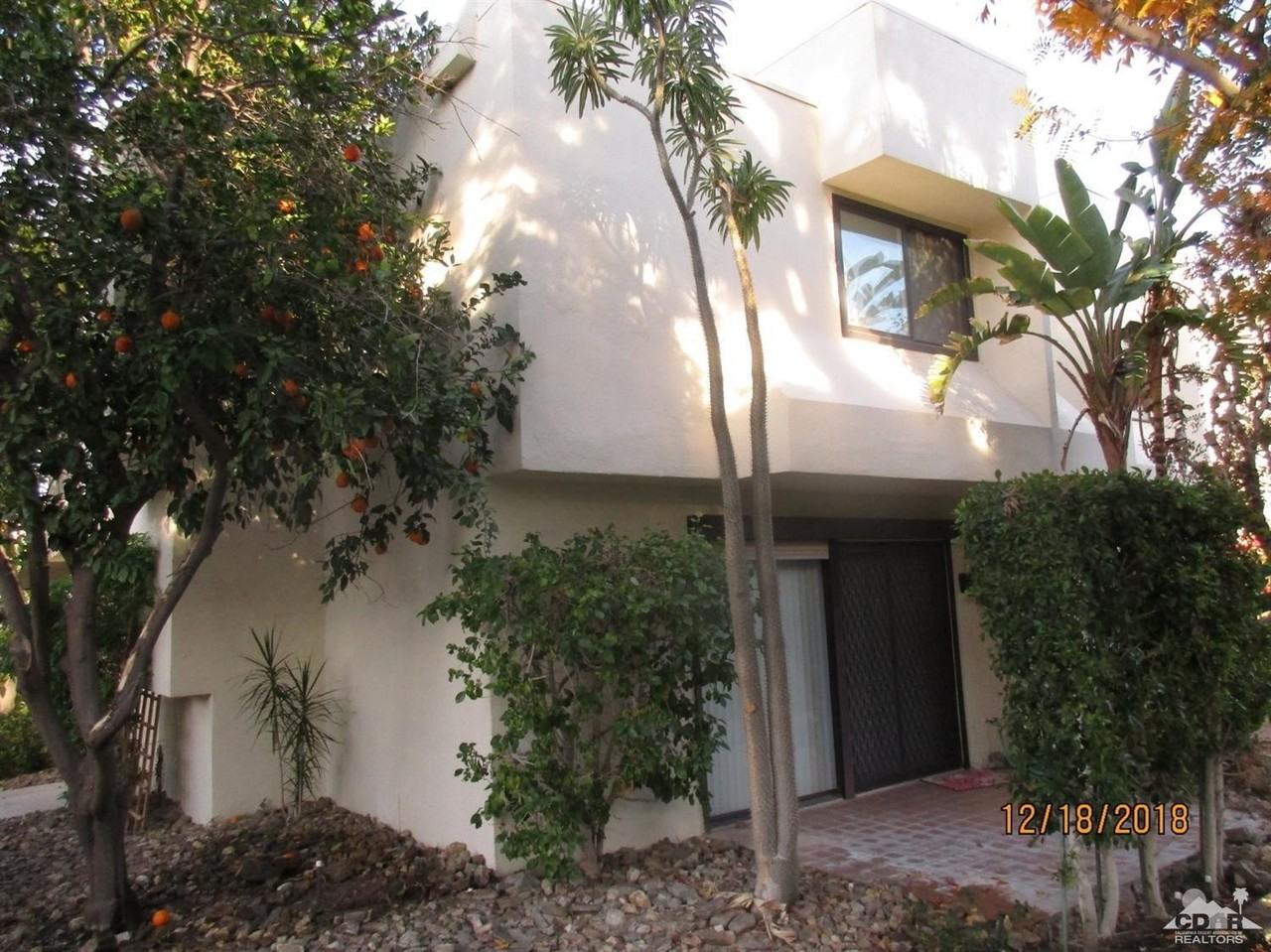 48728 Desert Flower Drive - Photo 4 of 50