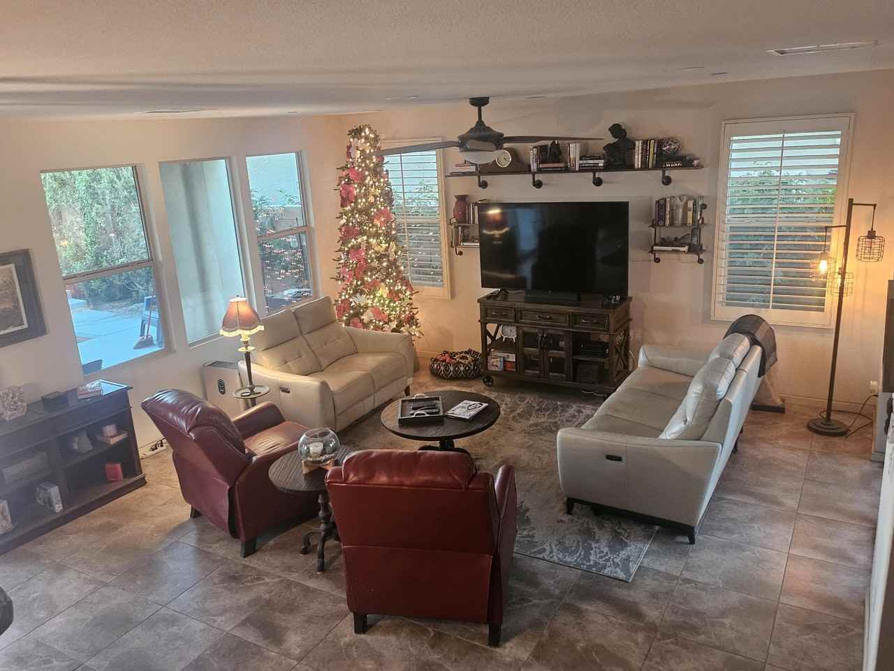 74388 Xavier Ct - Photo 4 of 11