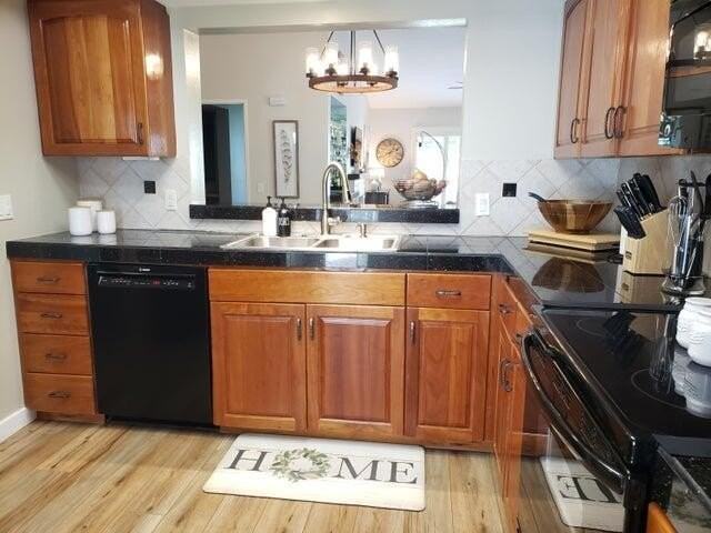 190 Desert Falls Cir - Photo 6 of 25