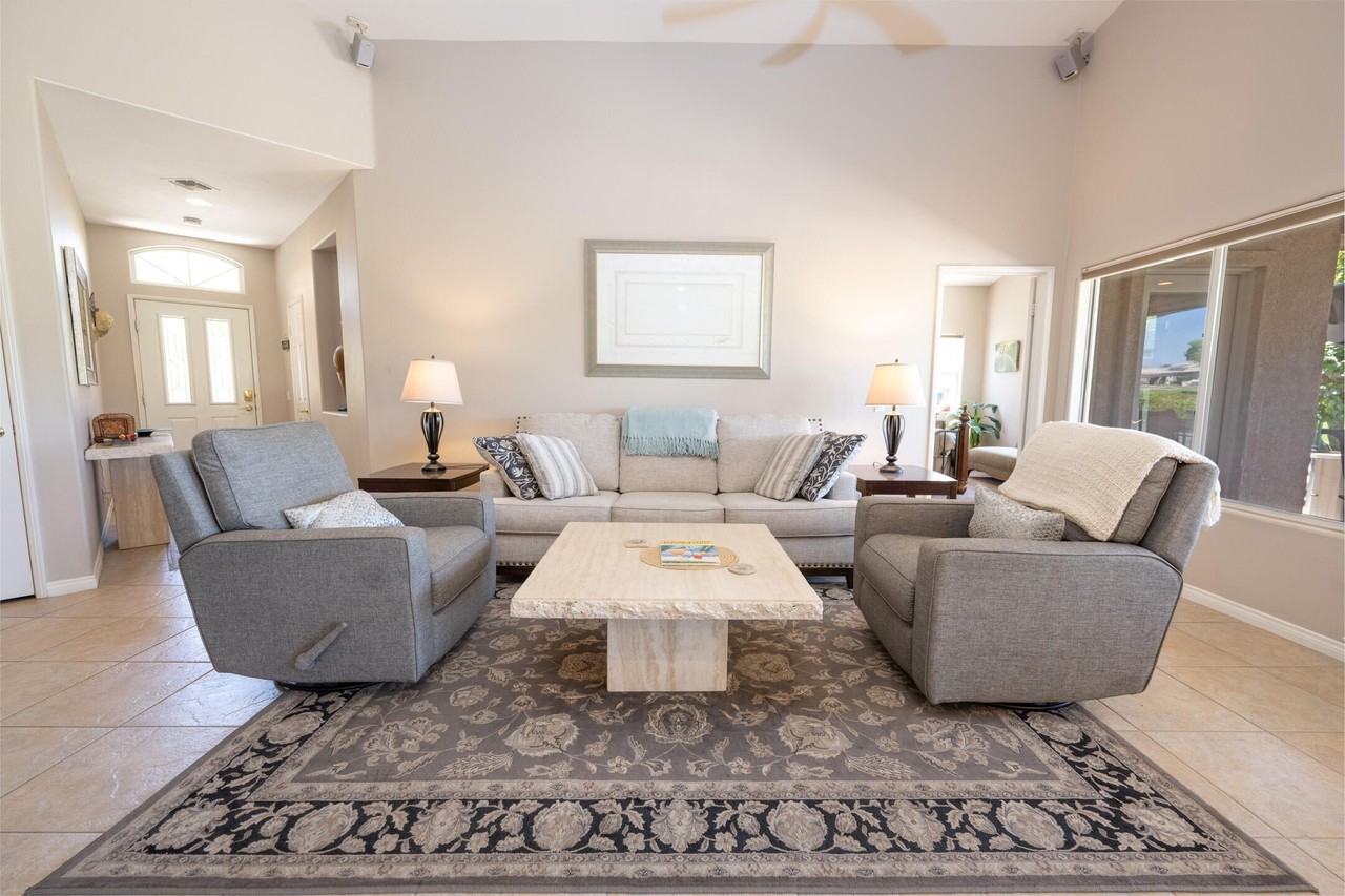 45233 Big Canyon St - Photo 7 of 43