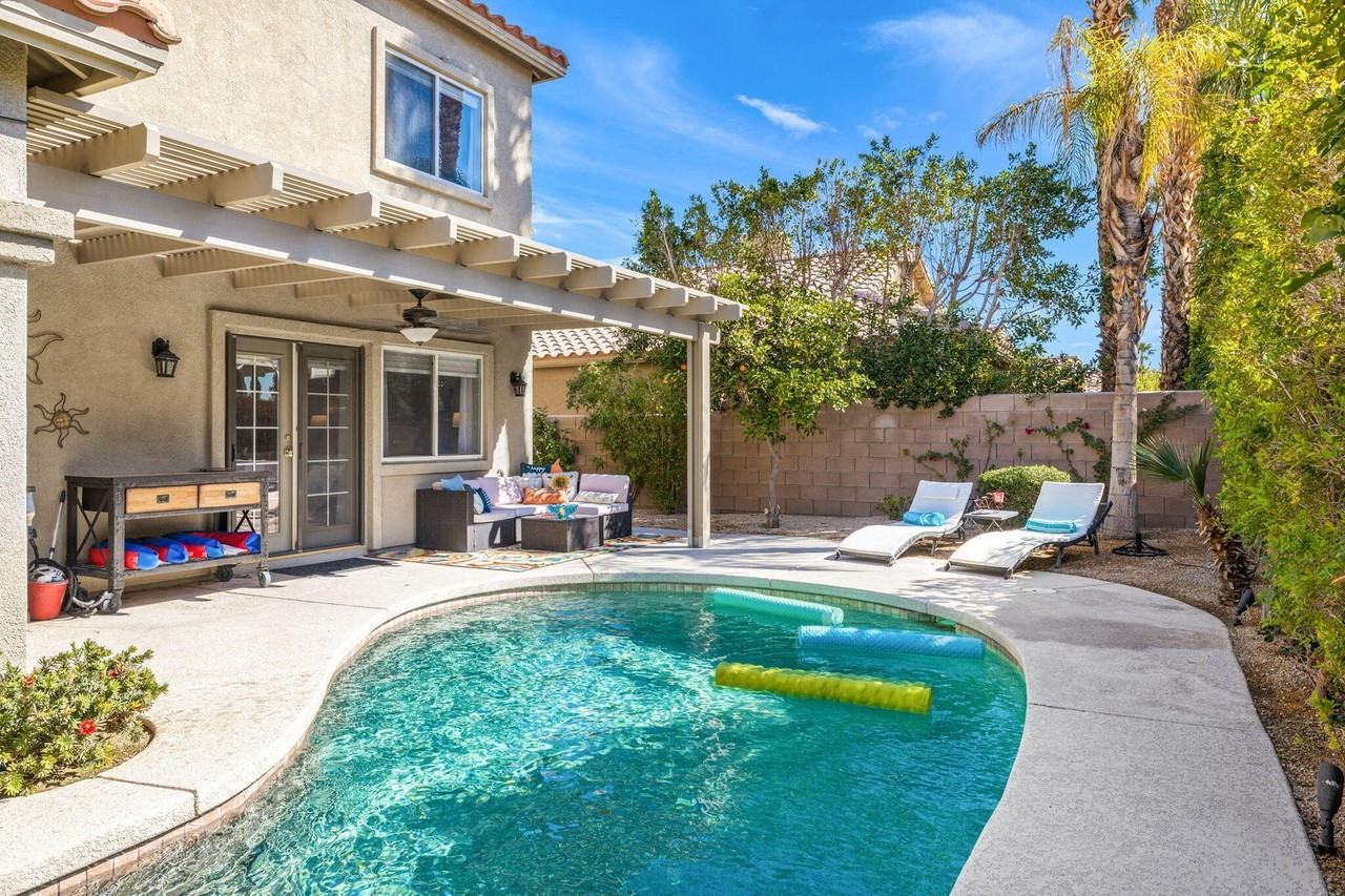 80055 Jasper Park Ave - Photo 3 of 50