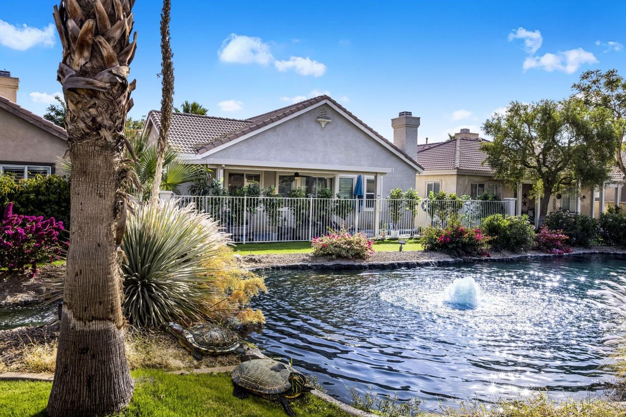 49527 Wayne Street - Photo 3 of 50