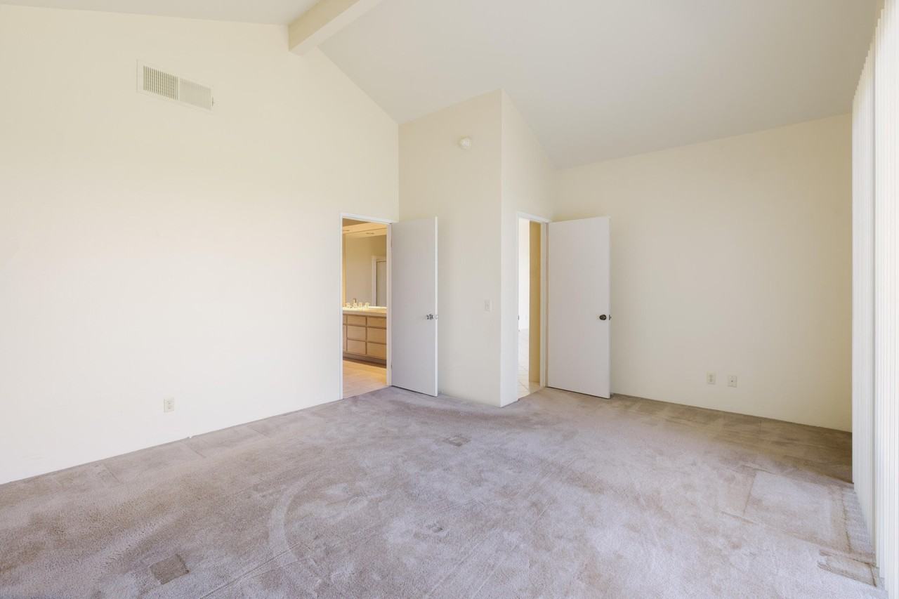 56180 Riviera - Photo 6 of 31