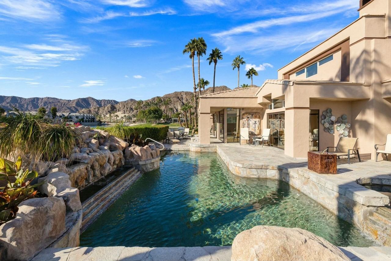 47355 Via Ravenna - Photo 6 of 50