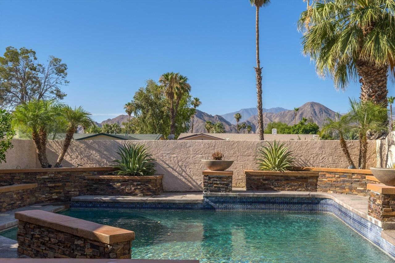 76550 New York Avenue - Photo 2 of 27