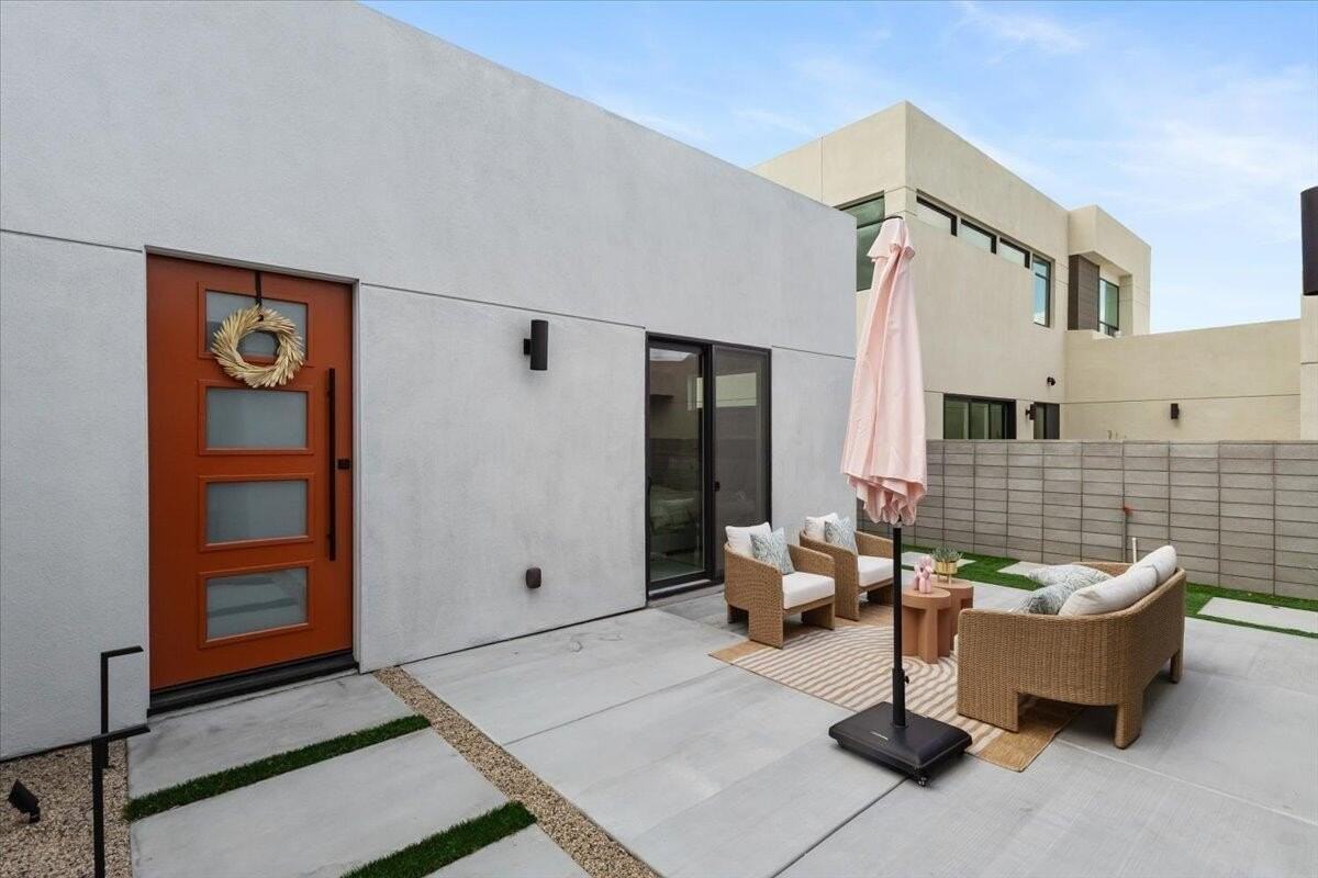 416 Palladium Boulevard - Photo 2 of 33